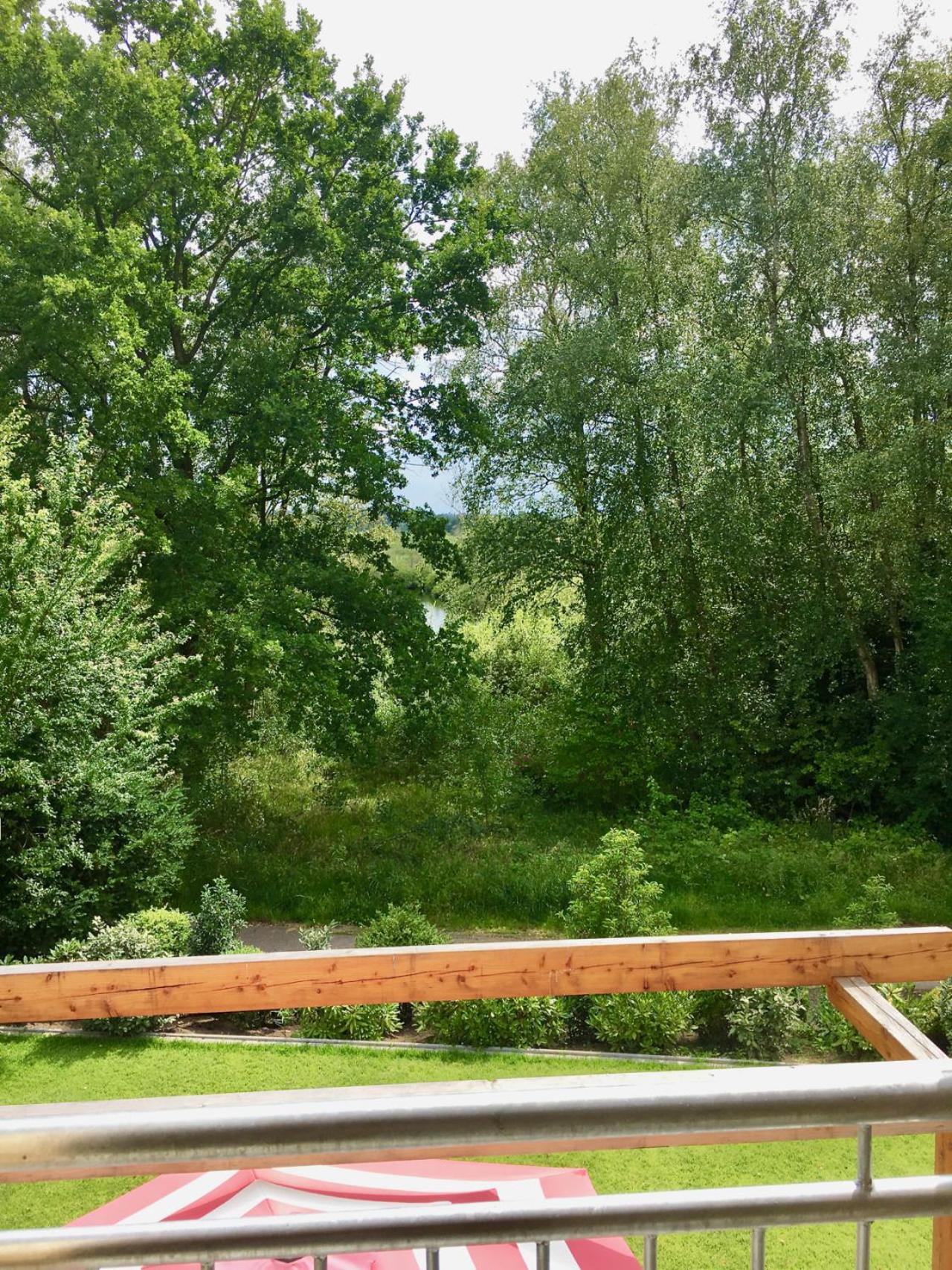 Moorblick! Grosse Dachwohnung Mit Kamin Und Sauna Leck Екстер'єр фото